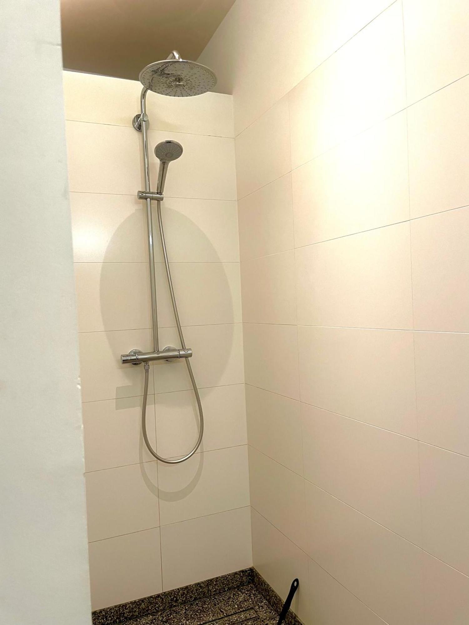 Apartment Close To Campus